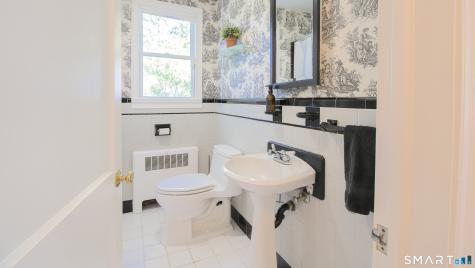 22 Allan Drive Trumbull CT 06611