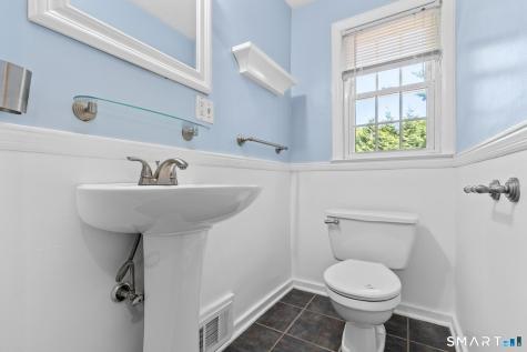 20 Seneca Road West Hartford CT 06117