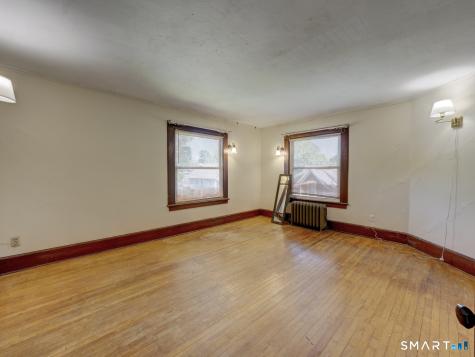 81 Chestnut Street Windham CT 06226