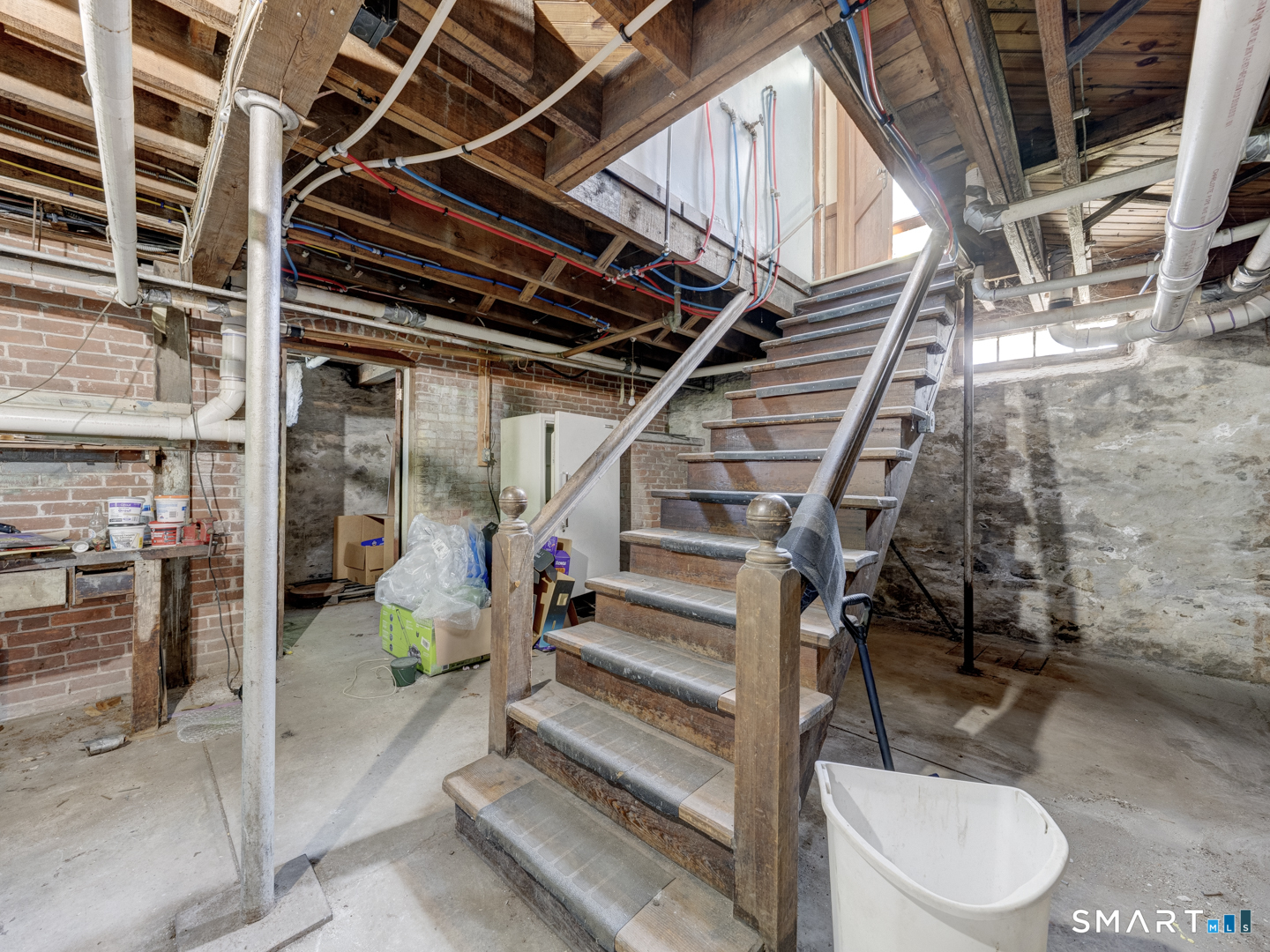 81 Chestnut Street Windham CT 06226