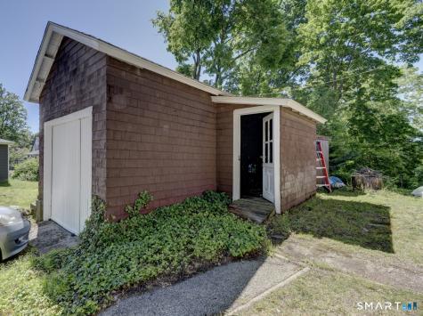 81 Chestnut Street Windham CT 06226