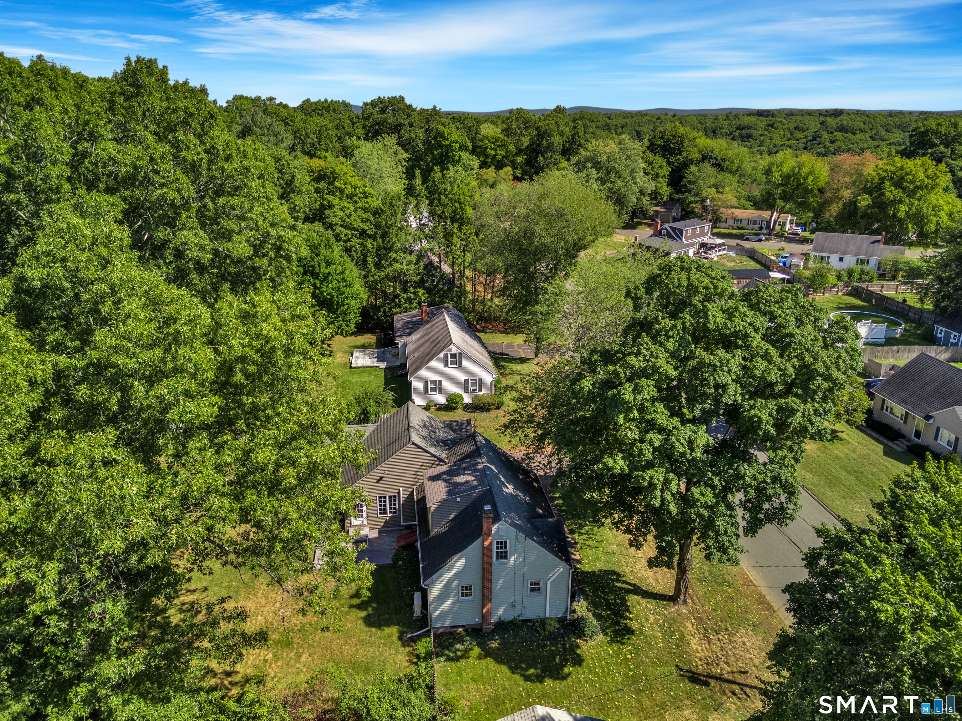 27 Queen Street Enfield CT 06082