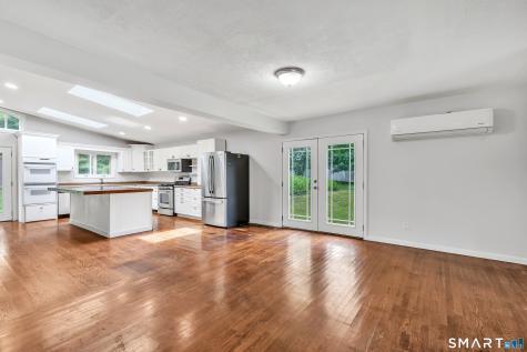 17 Woodlawn Road Monroe CT 06468