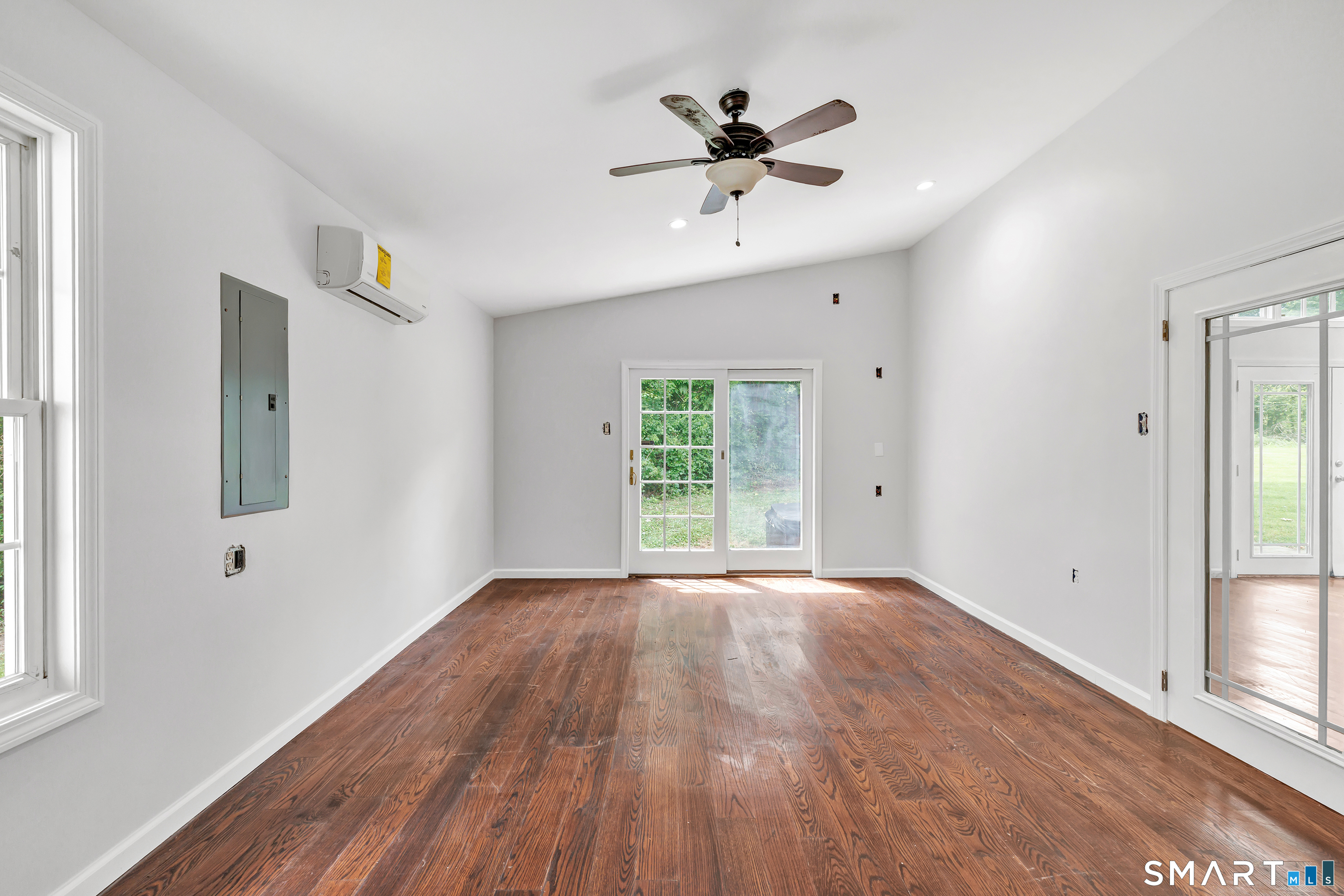 17 Woodlawn Road Monroe CT 06468