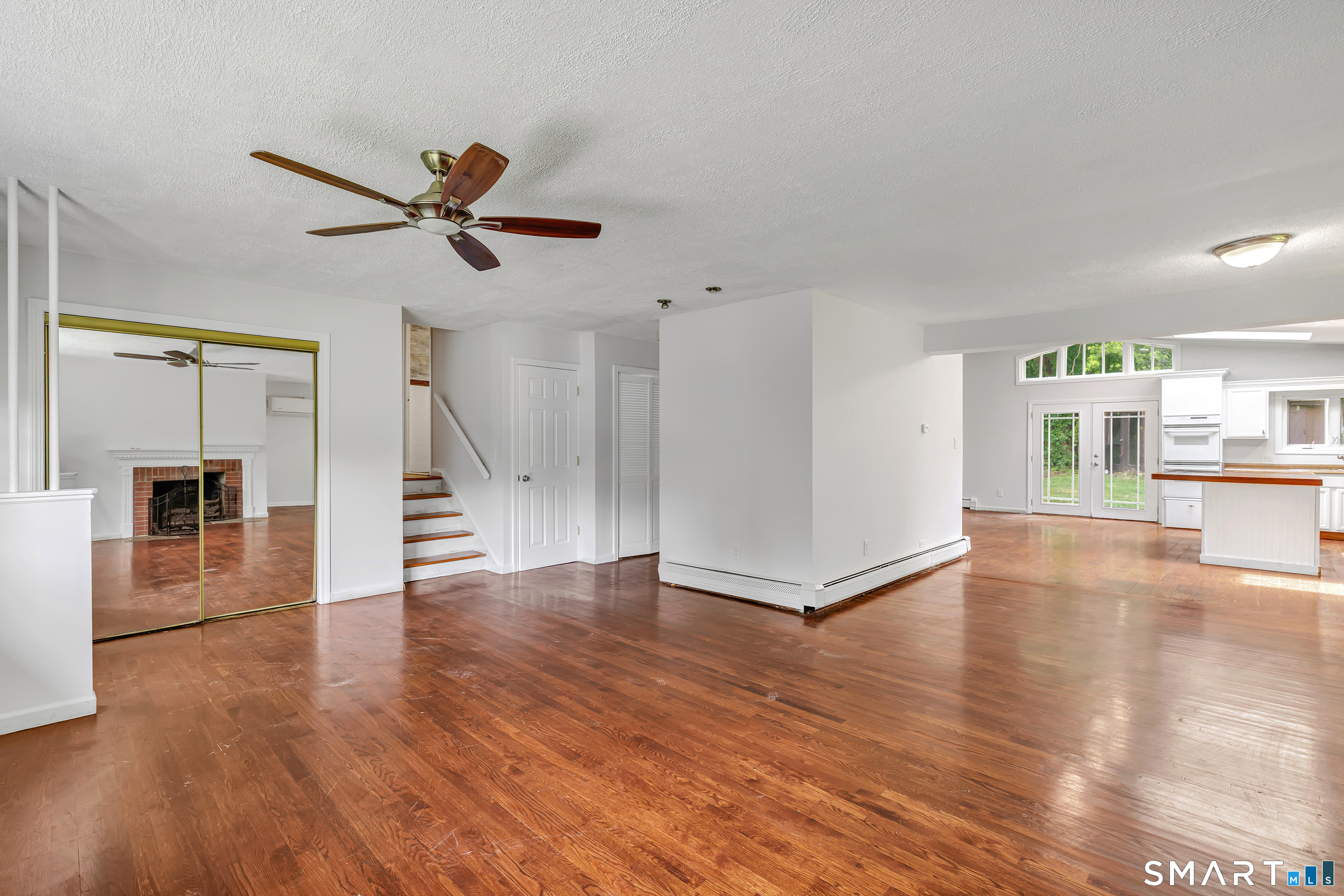 17 Woodlawn Road Monroe CT 06468