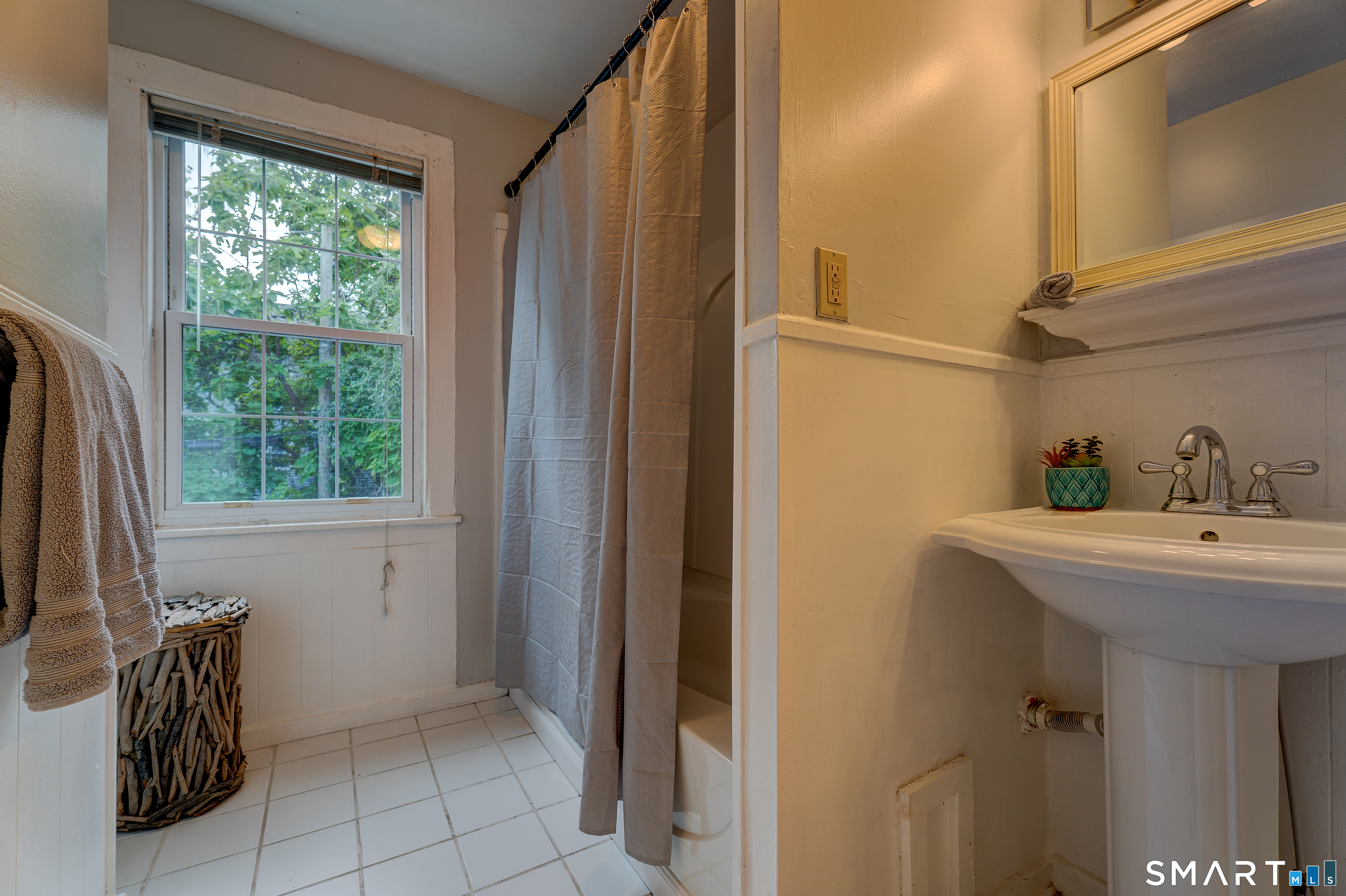15 Hine Place New Haven CT 06511