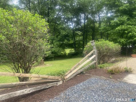 34 Transylvania Road Woodbury CT 06798