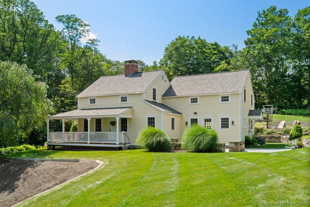 52 Aunt Park Lane Newtown CT 06470