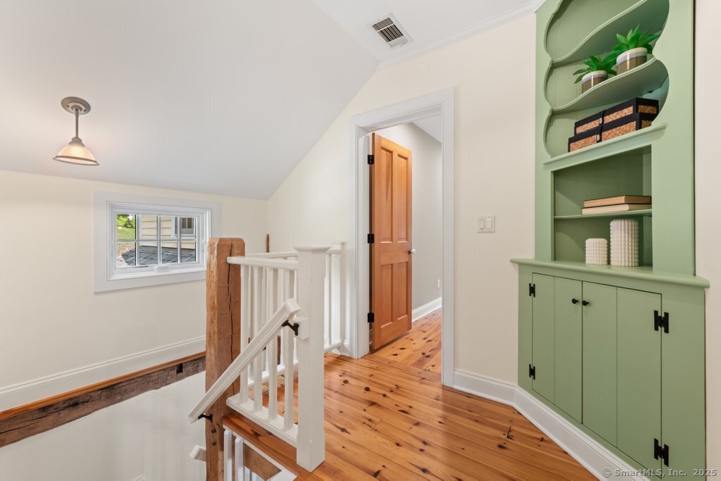 52 Aunt Park Lane Newtown CT 06470