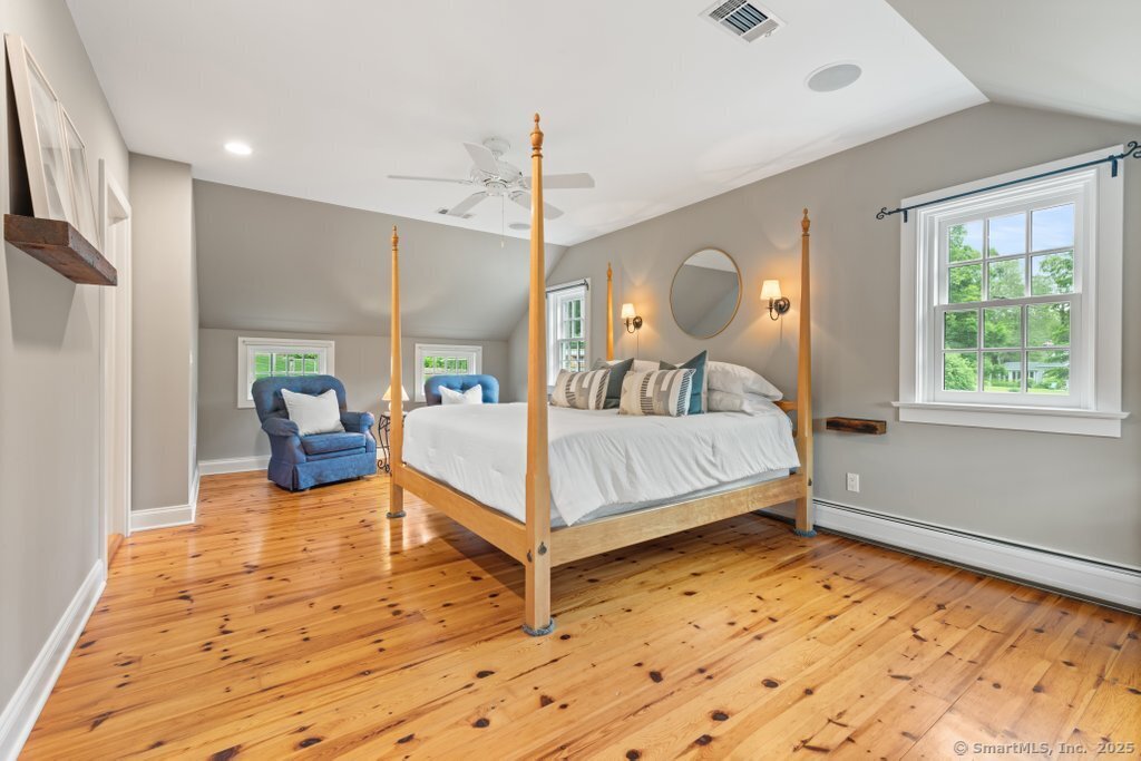 52 Aunt Park Lane Newtown CT 06470