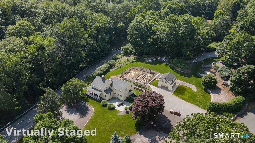 52 Aunt Park Lane Newtown CT 06470