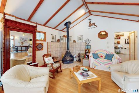 29 Carol Street Danbury CT 06810