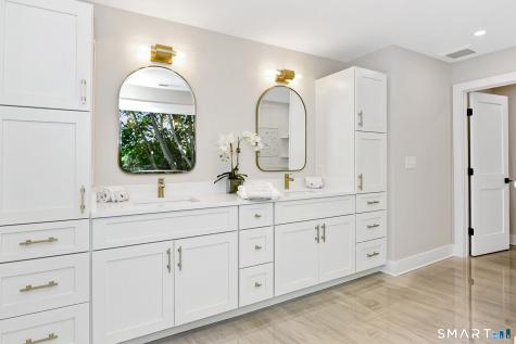 24 Warde Terrace Fairfield CT 06825