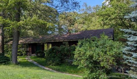 35 Sturbridge Road Easton CT 06612