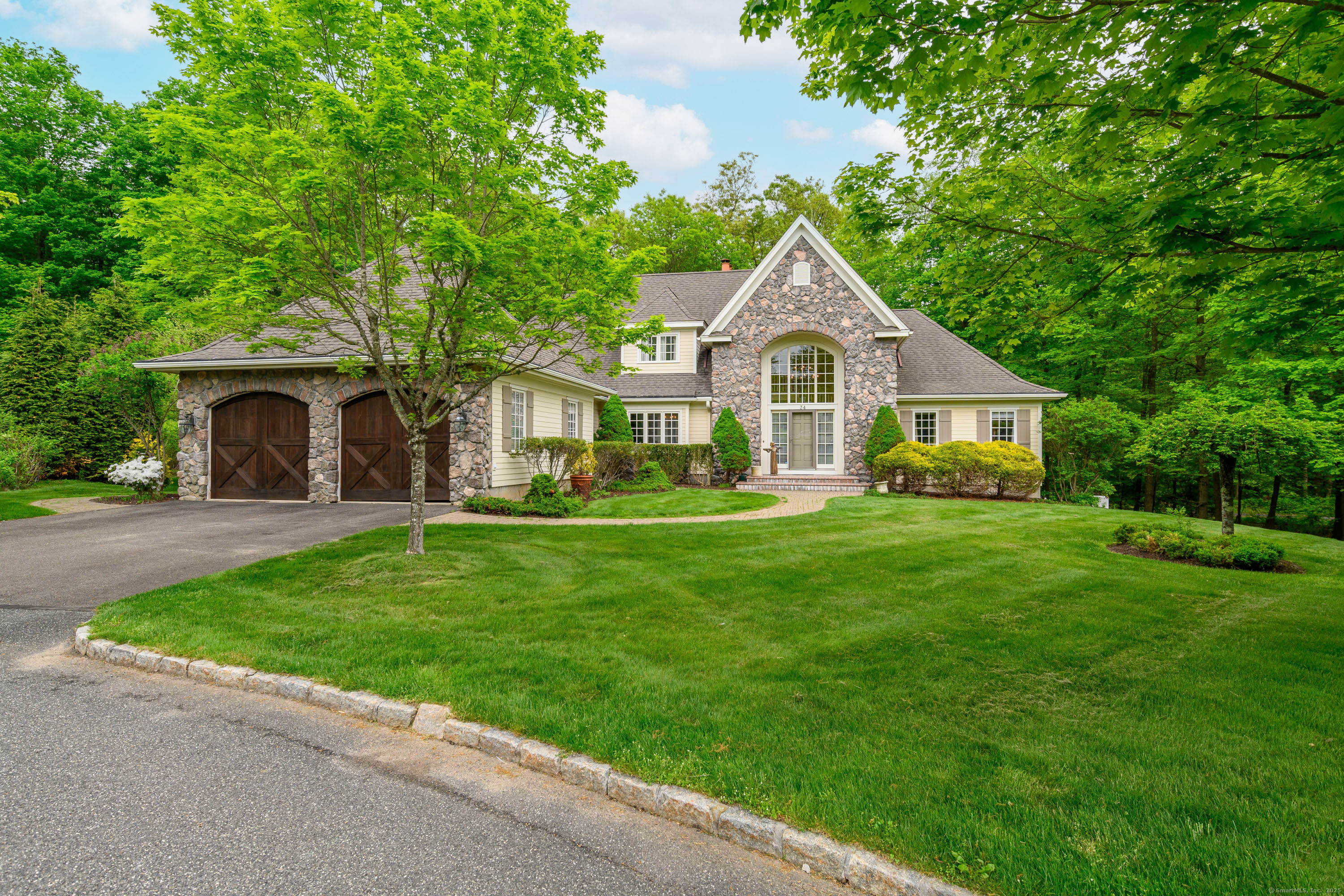 34 Avalon Drive Middlebury CT 06762