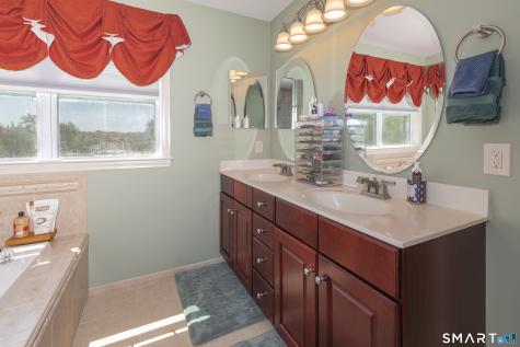 1 Independence Circle Middlebury CT 06762