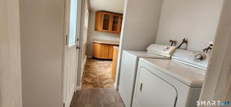 141 Flower Drive Hamden CT 06518