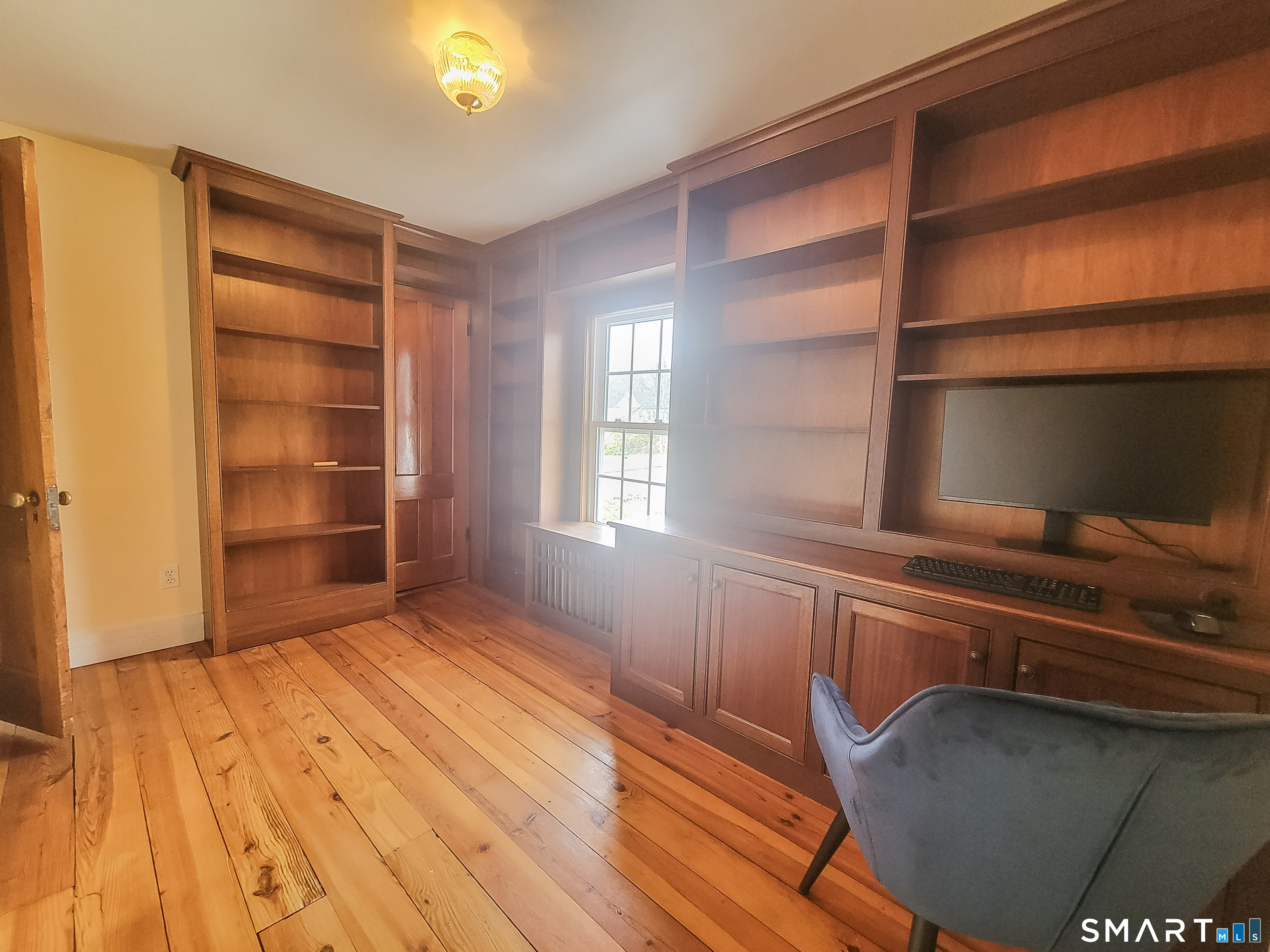 107 Main Street Middlefield CT 06481