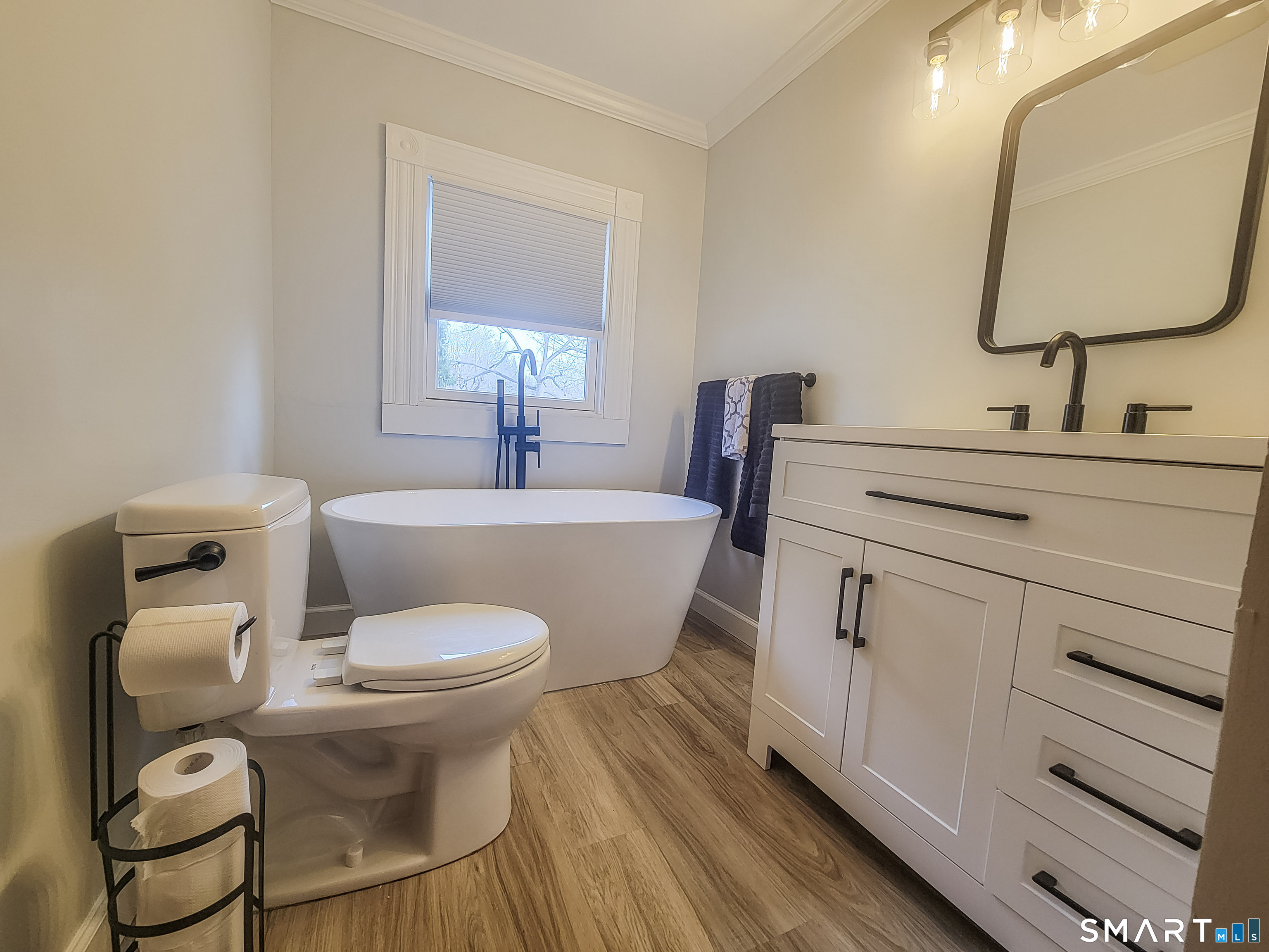 107 Main Street Middlefield CT 06481
