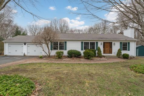 40 Deerfield Ridge Drive Groton CT 06355