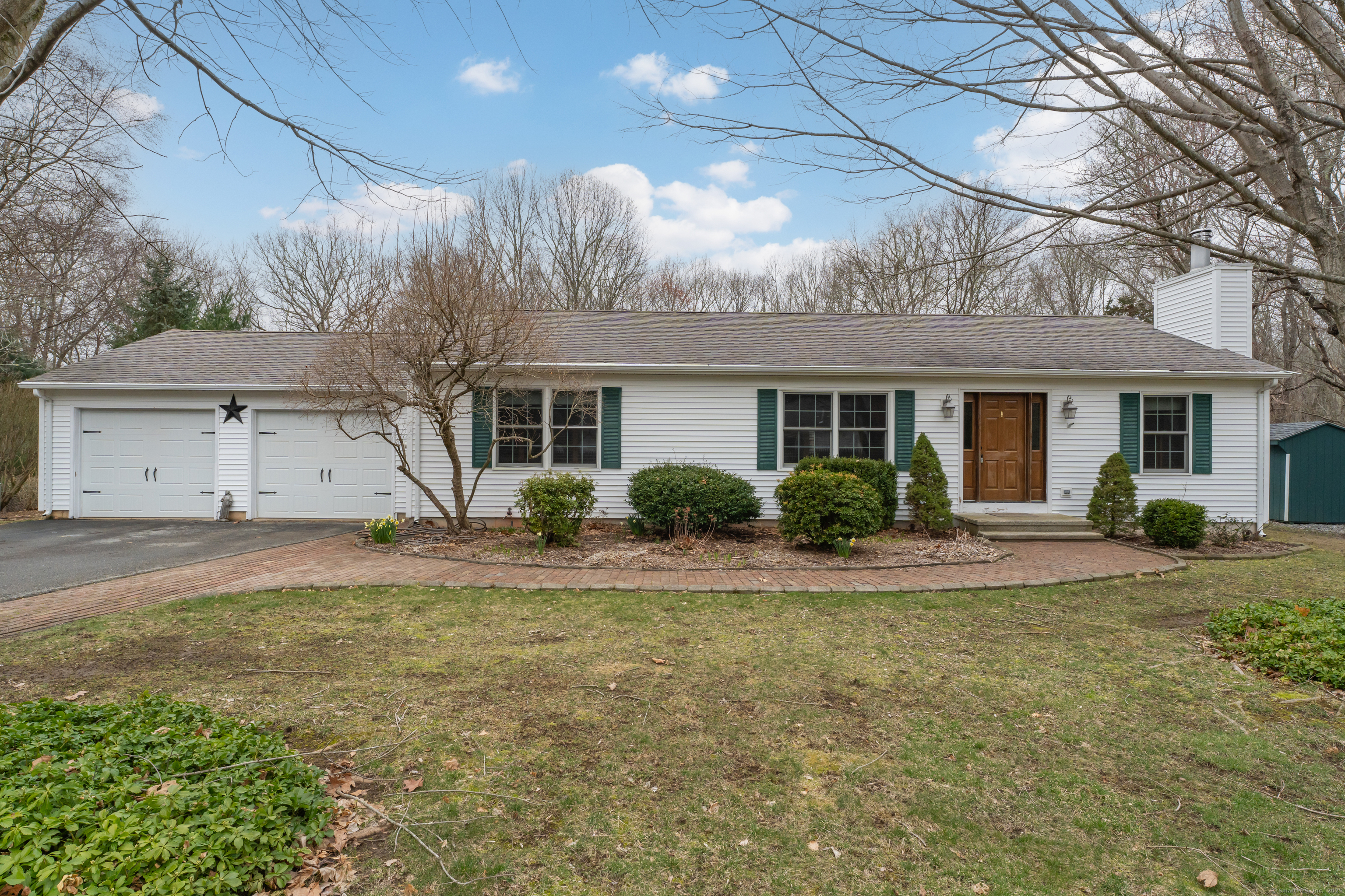 40 Deerfield Ridge Drive Groton CT 06355