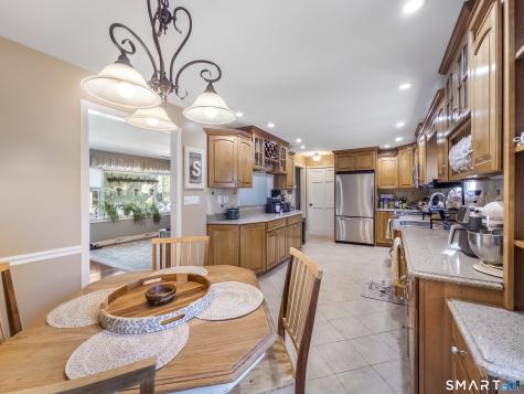 1 Northgate Lane North Haven CT 06473