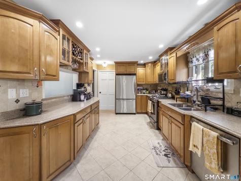 1 Northgate Lane North Haven CT 06473