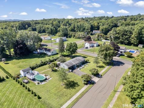 1 Northgate Lane North Haven CT 06473