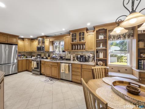 1 Northgate Lane North Haven CT 06473