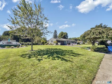 1 Northgate Lane North Haven CT 06473