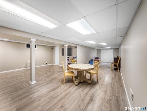 1 Northgate Lane North Haven CT 06473