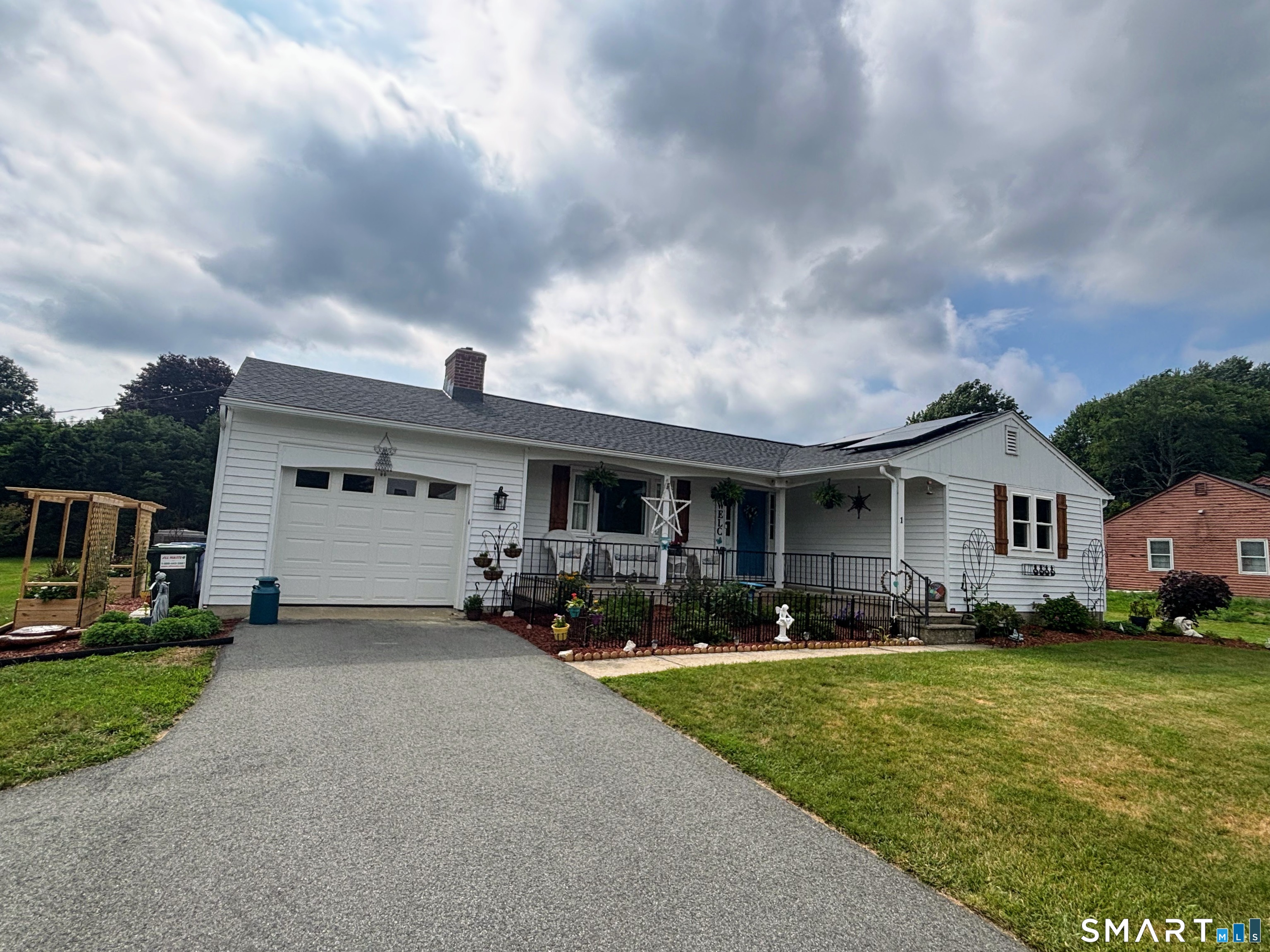 1 Kirtland Avenue Chester CT 06412