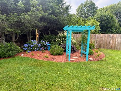 1 Kirtland Avenue Chester CT 06412