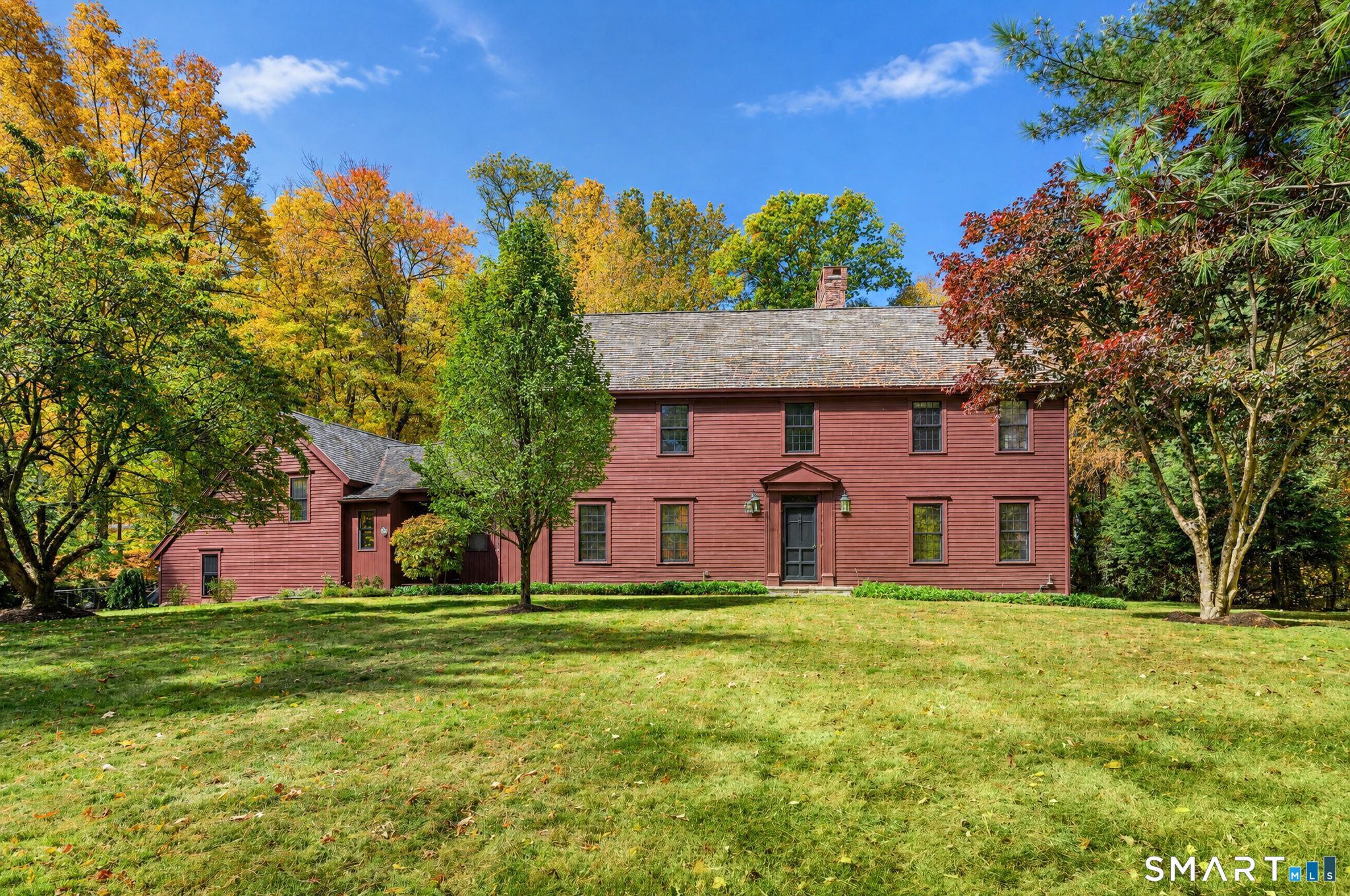 28 Maplecrest Drive Danbury CT 06811