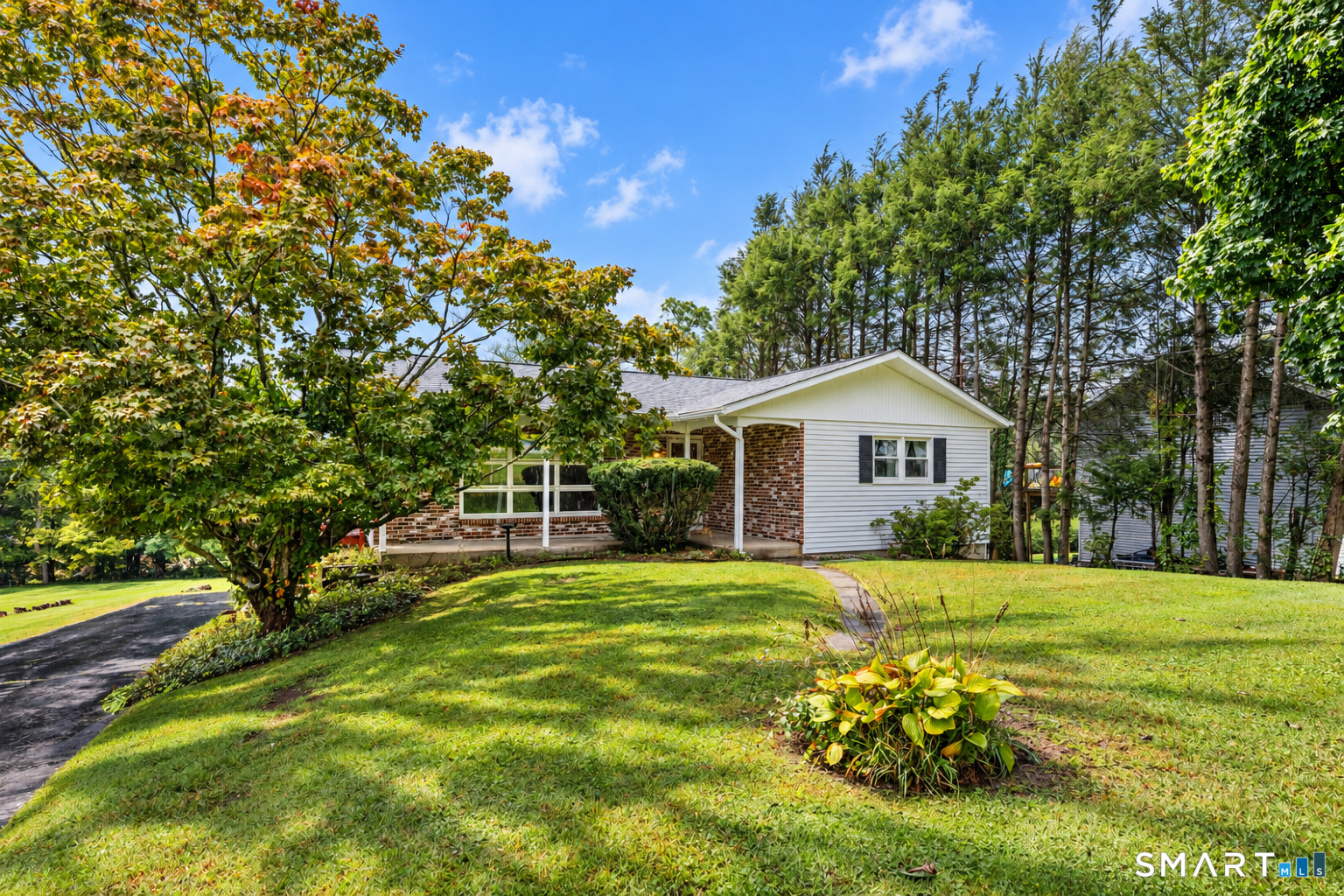 54 Evelyn Drive Naugatuck CT 06770