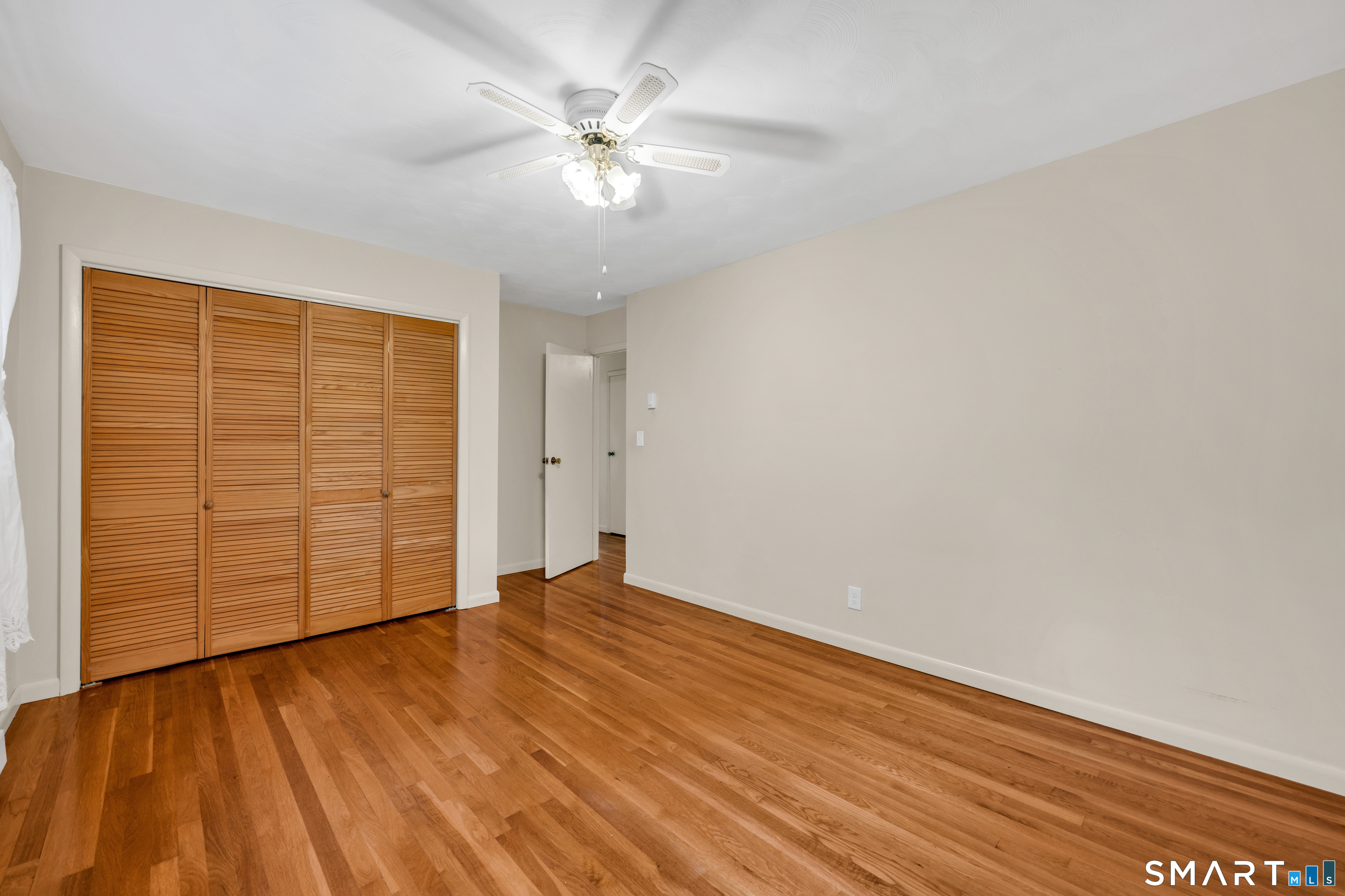 54 Evelyn Drive Naugatuck CT 06770