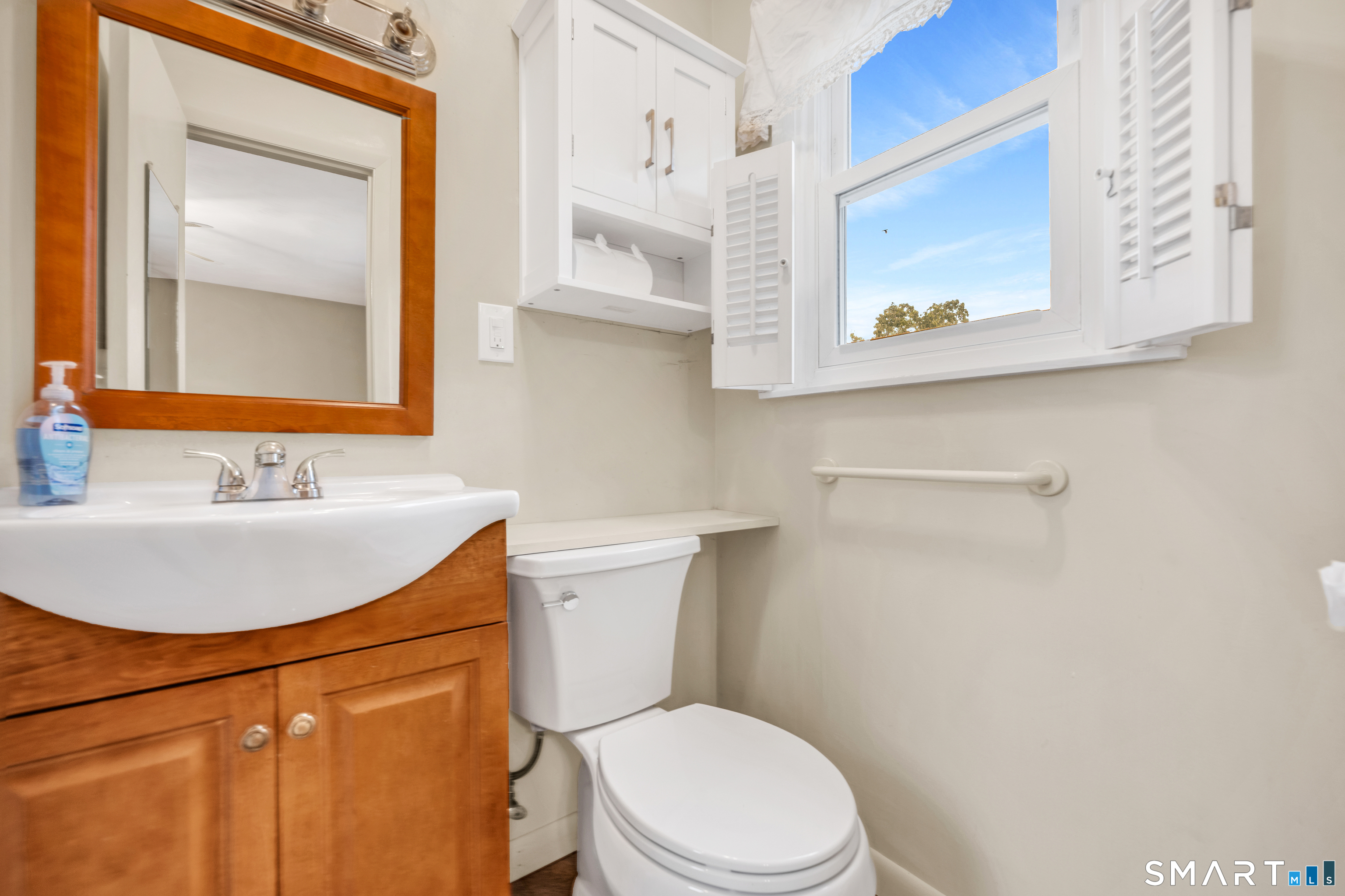 54 Evelyn Drive Naugatuck CT 06770