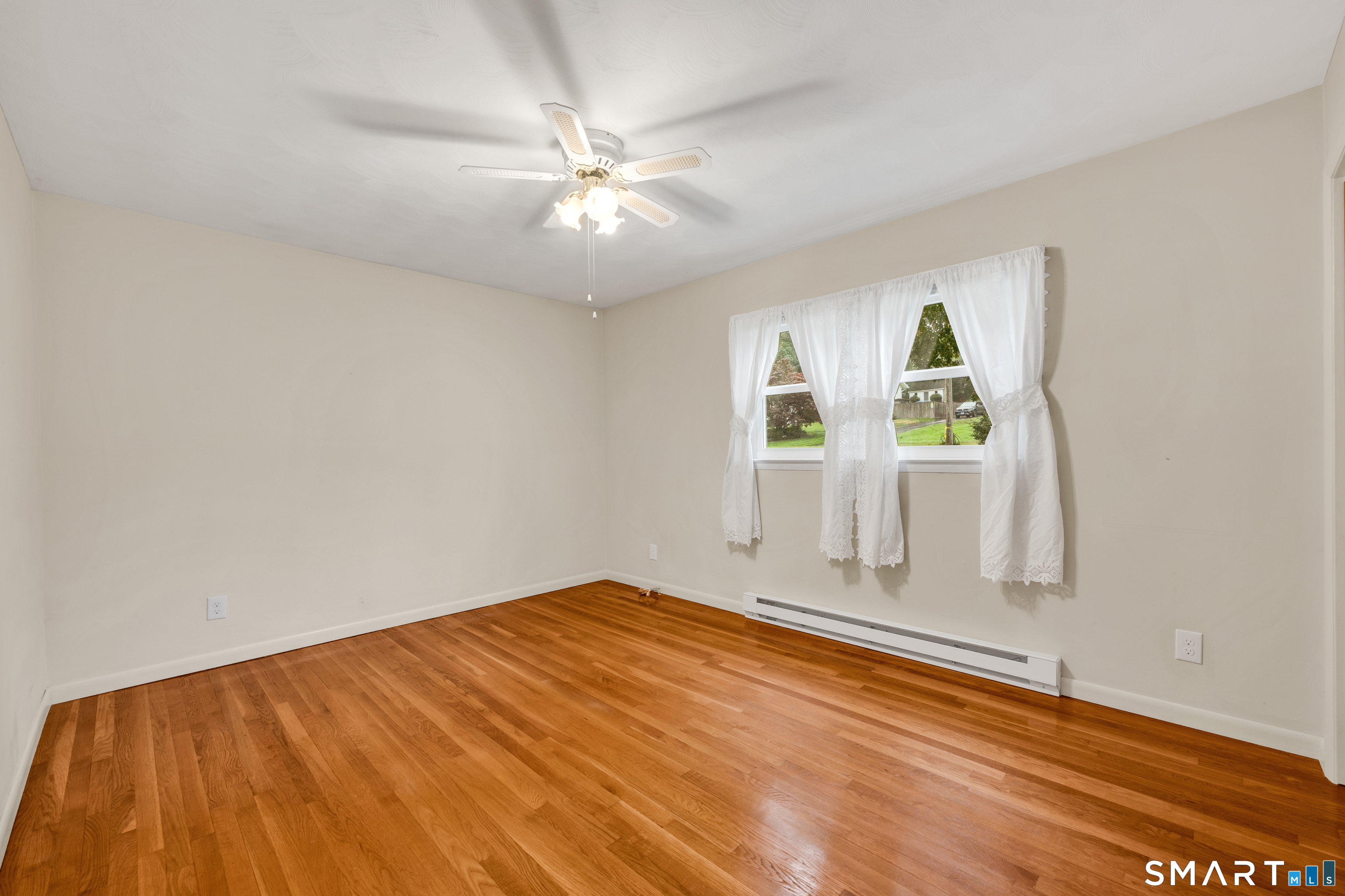 54 Evelyn Drive Naugatuck CT 06770
