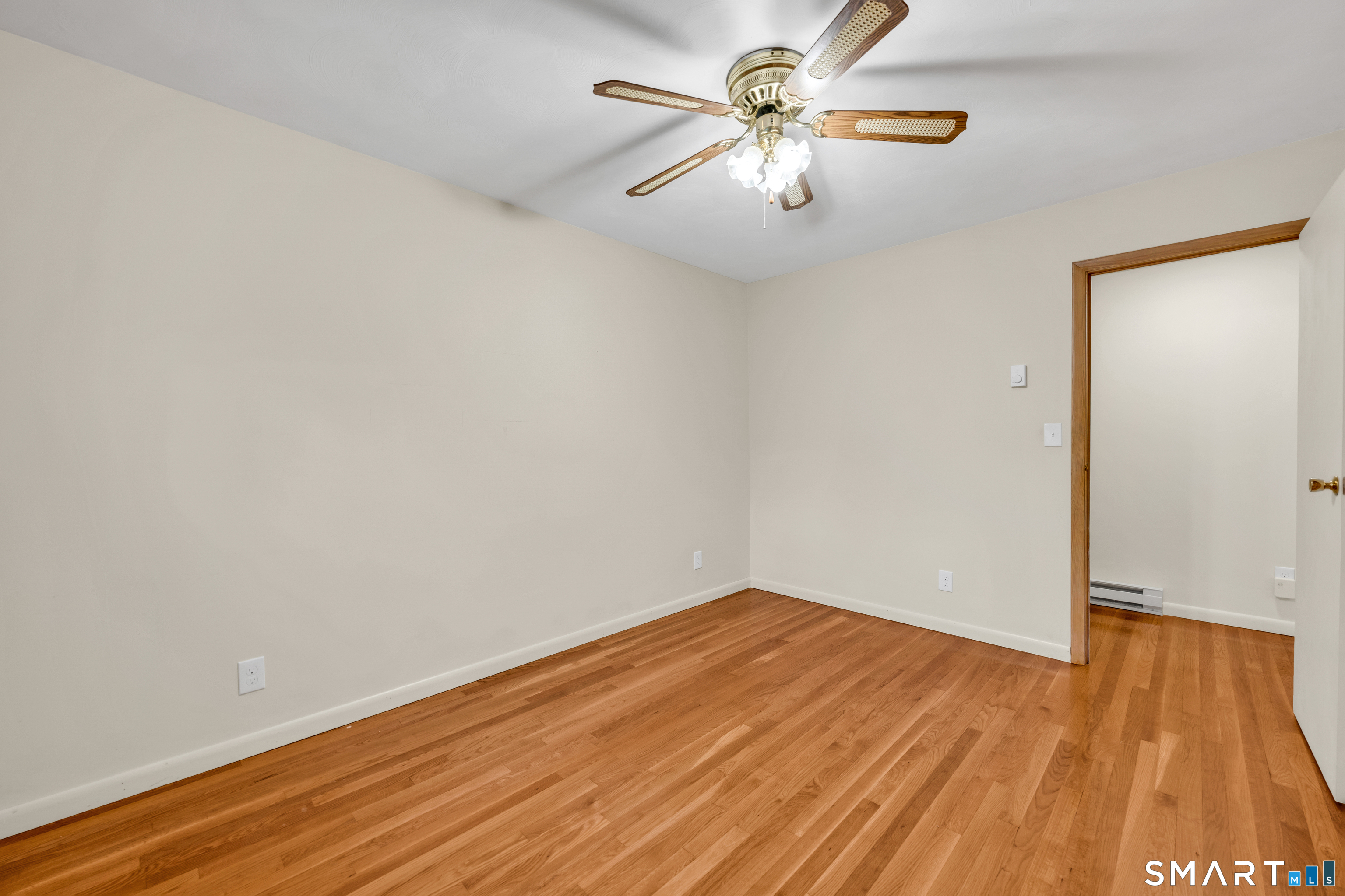 54 Evelyn Drive Naugatuck CT 06770