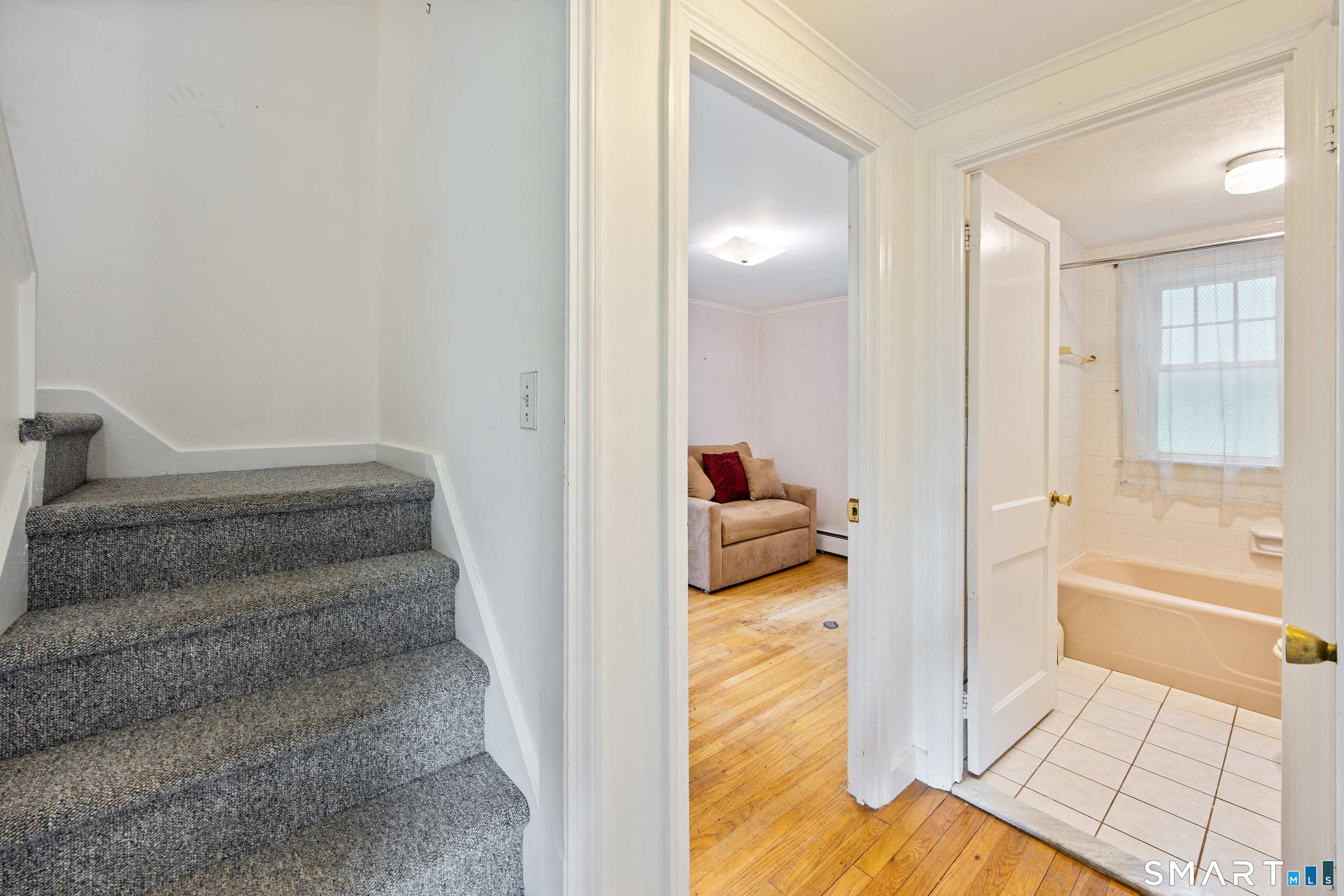 1105 Peck Lane Cheshire CT 06410
