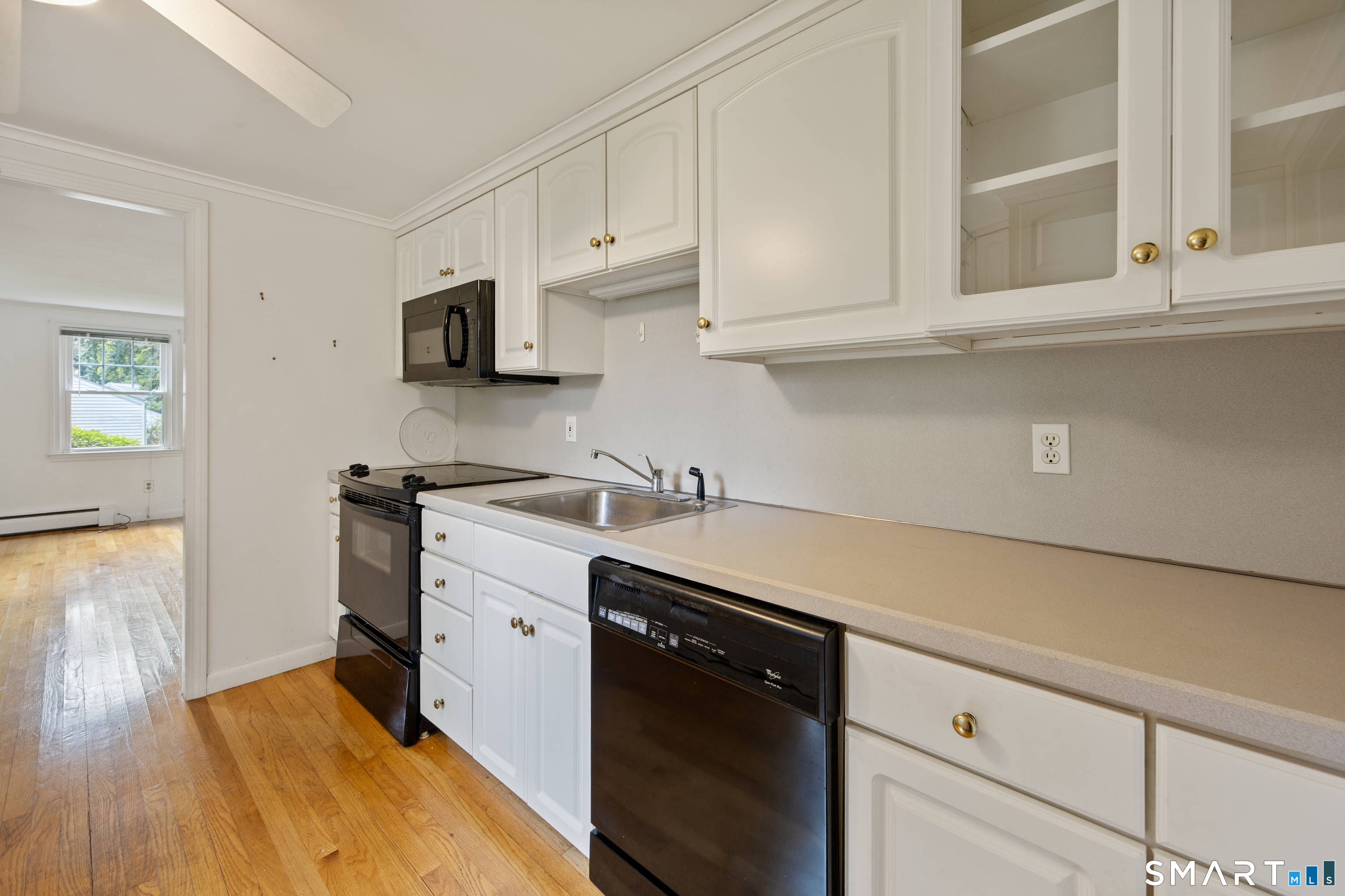 1105 Peck Lane Cheshire CT 06410