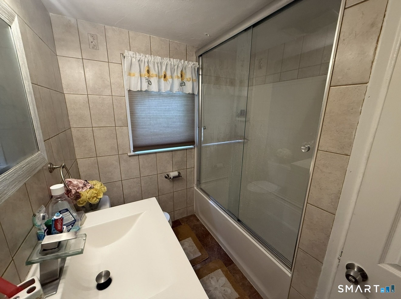 16 Ledger Street Hartford CT 06106
