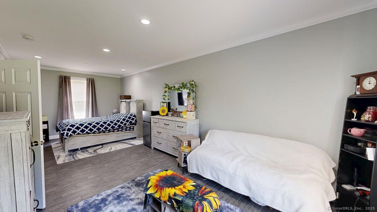 435 Maple Avenue Cheshire CT 06410