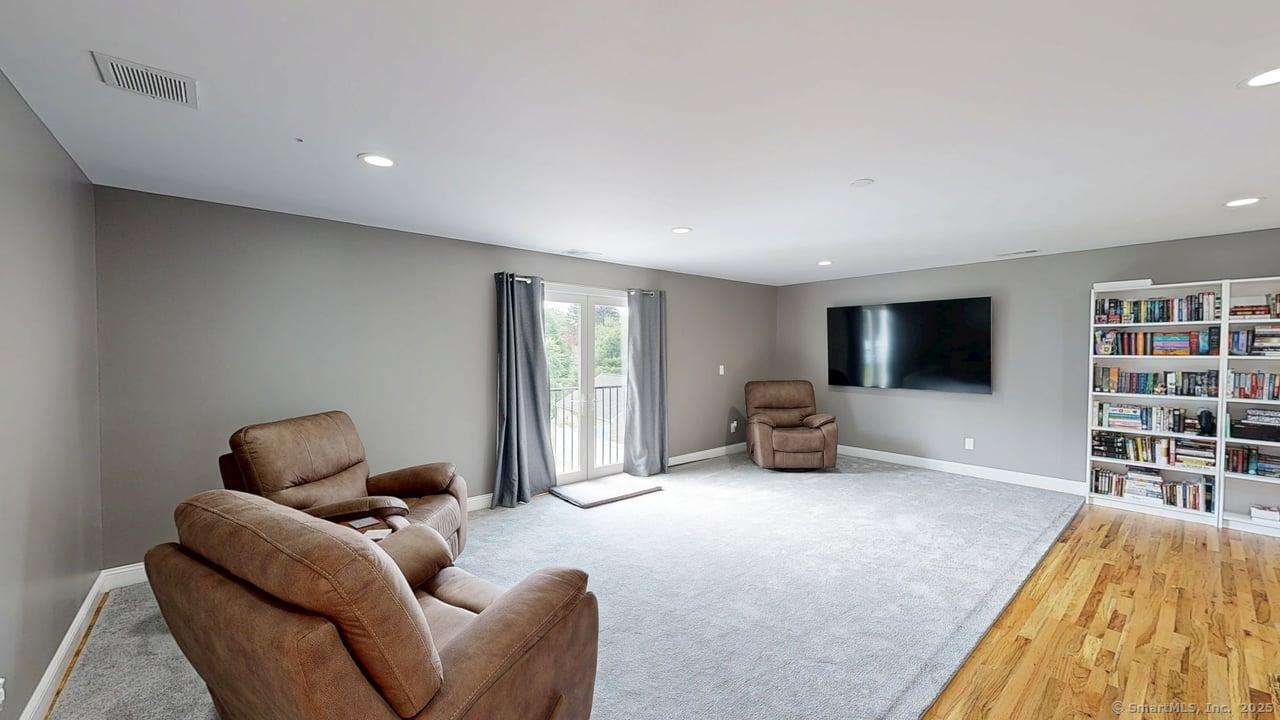 435 Maple Avenue Cheshire CT 06410