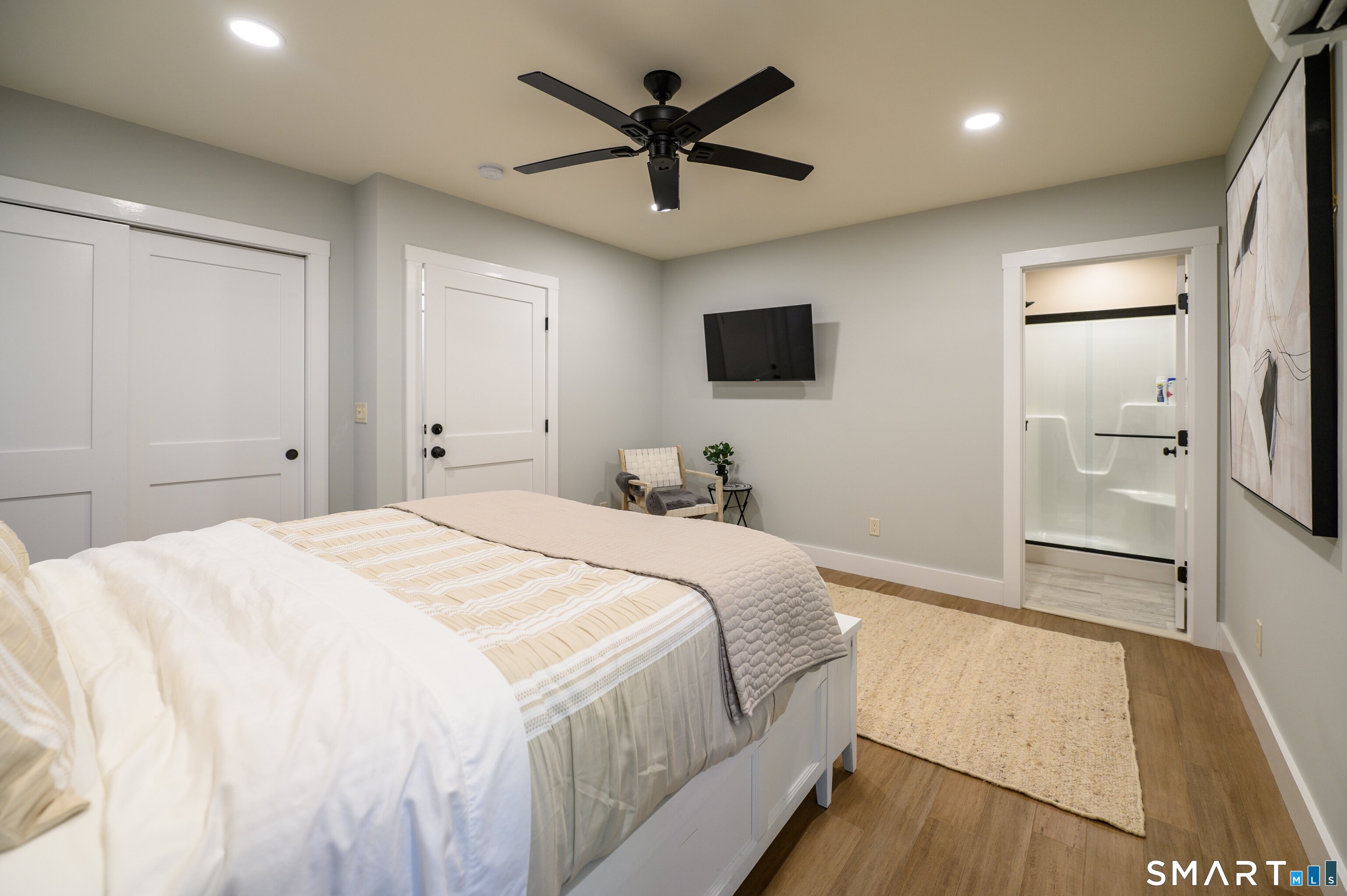 117 Lake Drive Montville CT 06370