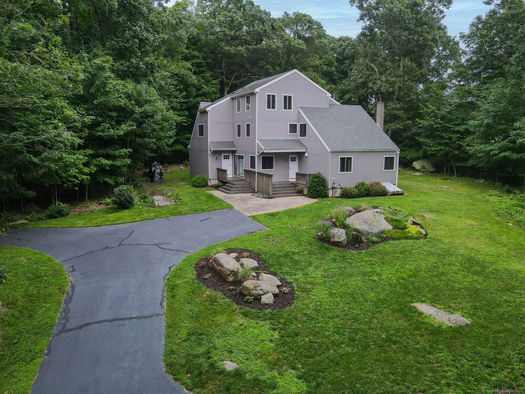 170 Barker Hill Drive Guilford CT 06437
