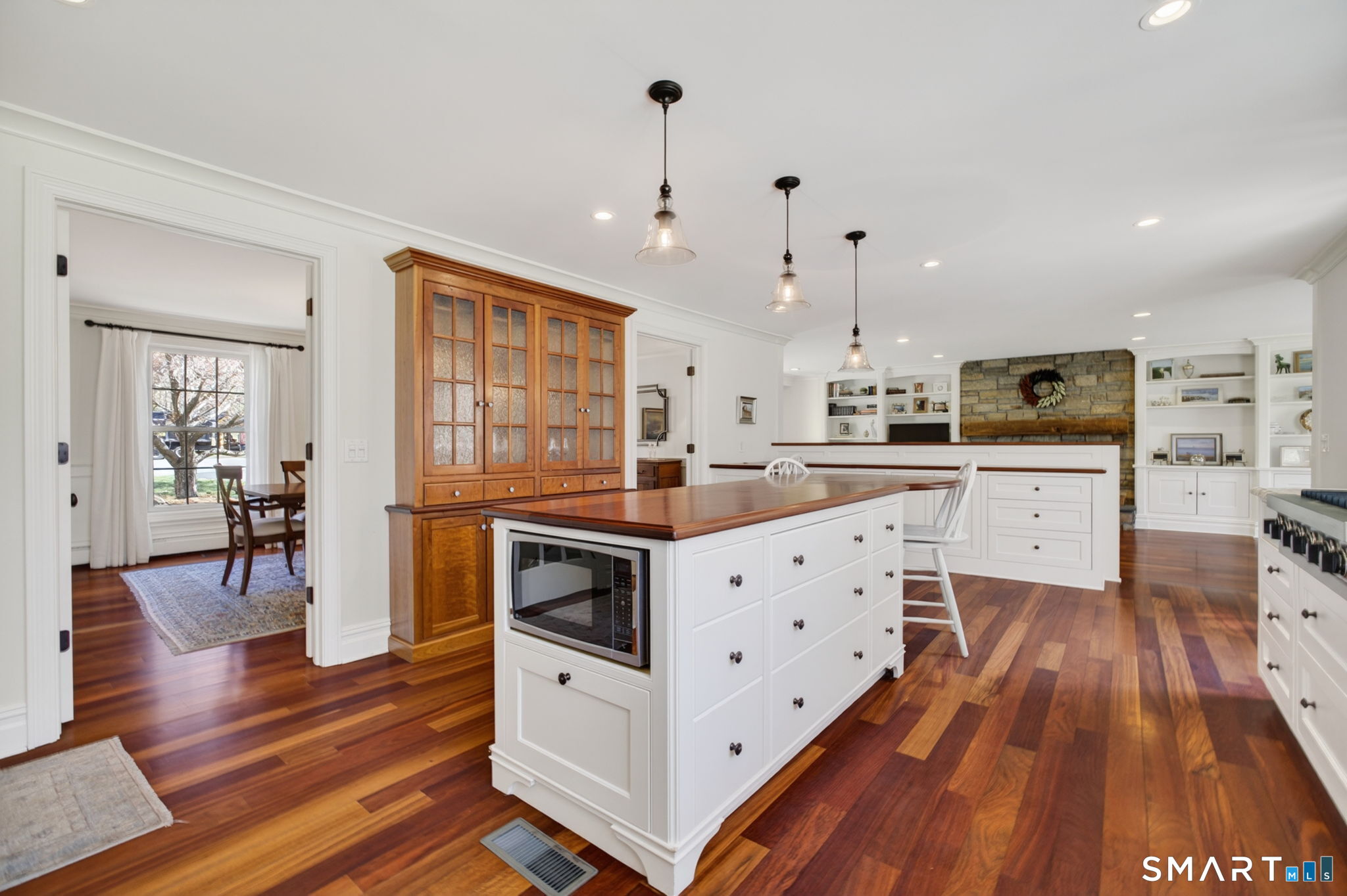 85 Fawn Brook Circle Madison CT 06443