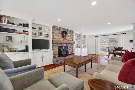 85 Fawn Brook Circle Madison CT 06443