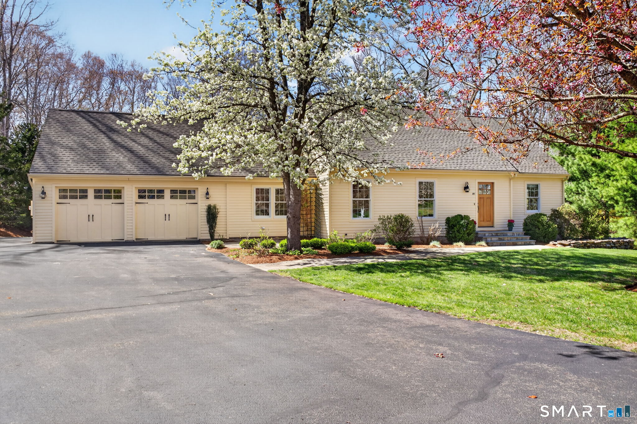 85 Fawn Brook Circle Madison CT 06443