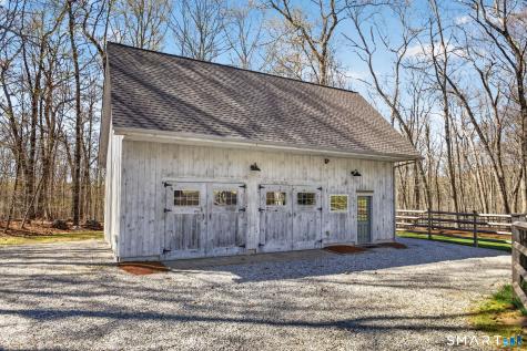 85 Fawn Brook Circle Madison CT 06443